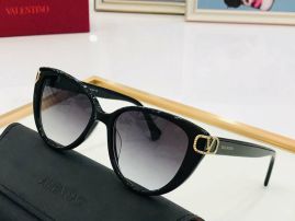 Picture of Valentino Sunglasses _SKUfw49842936fw